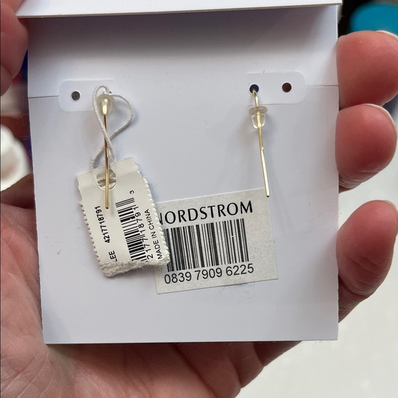 Kendra Scott Lee Threaded Drop Earrings, NWT, Gold Mint Magnesite - Picture 3 of 3